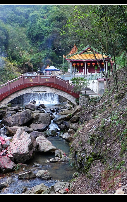 梅州泮坑旅游风景区