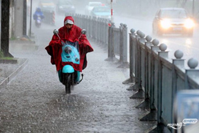 强降雨持续：南方本轮降雨将持续至4日_副本.jpg