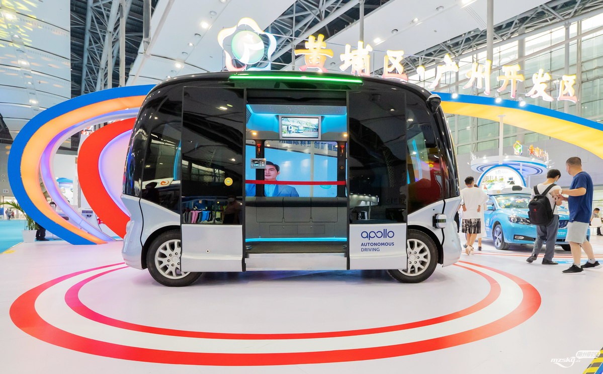 国家在公共场合发布自动驾驶汽车规则初稿