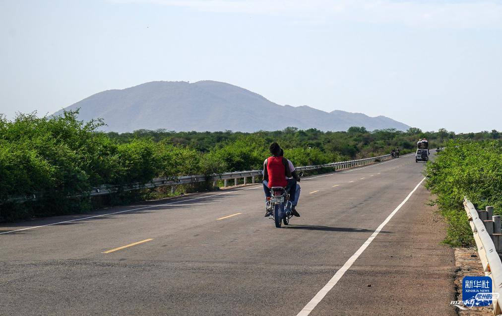 探访南苏丹朱巴-伦拜克公路项目